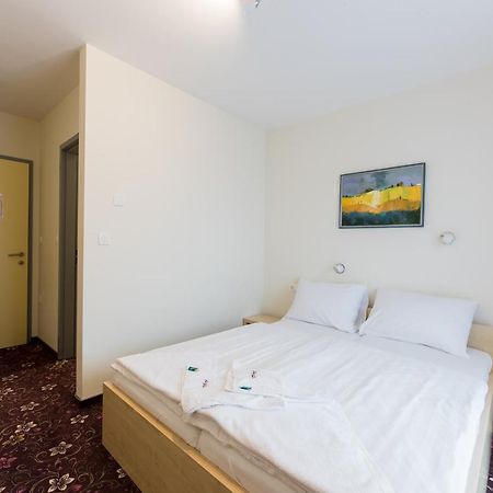 Hotel Jakec Trije Kralji Na Pohorju Zgornja Loznica Eksteriør billede