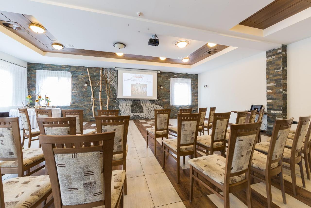 Hotel Jakec Trije Kralji Na Pohorju Zgornja Loznica Eksteriør billede